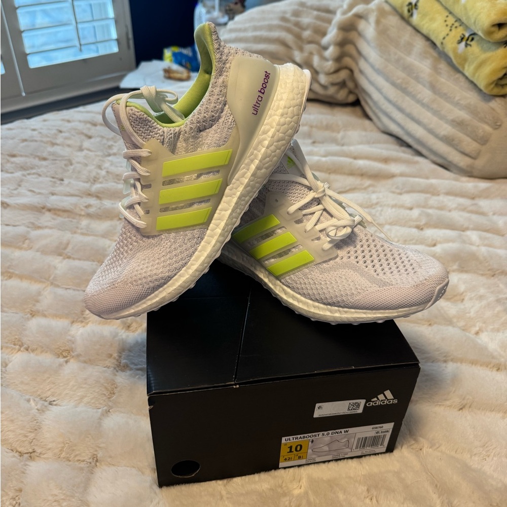 ADIDAS ULTRABOOST 5.0
